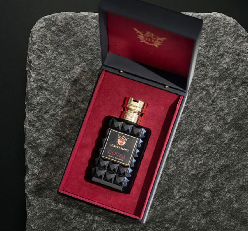 DOVER عطر الهيبه والحضور القوي ، ثابت اكثر من ٢٤ ساعه