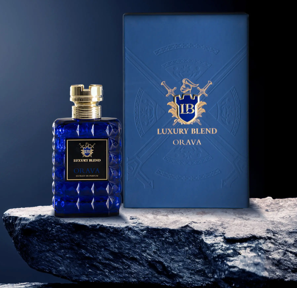 ORAVA by Luxury Blend عطر مسائي هادىء